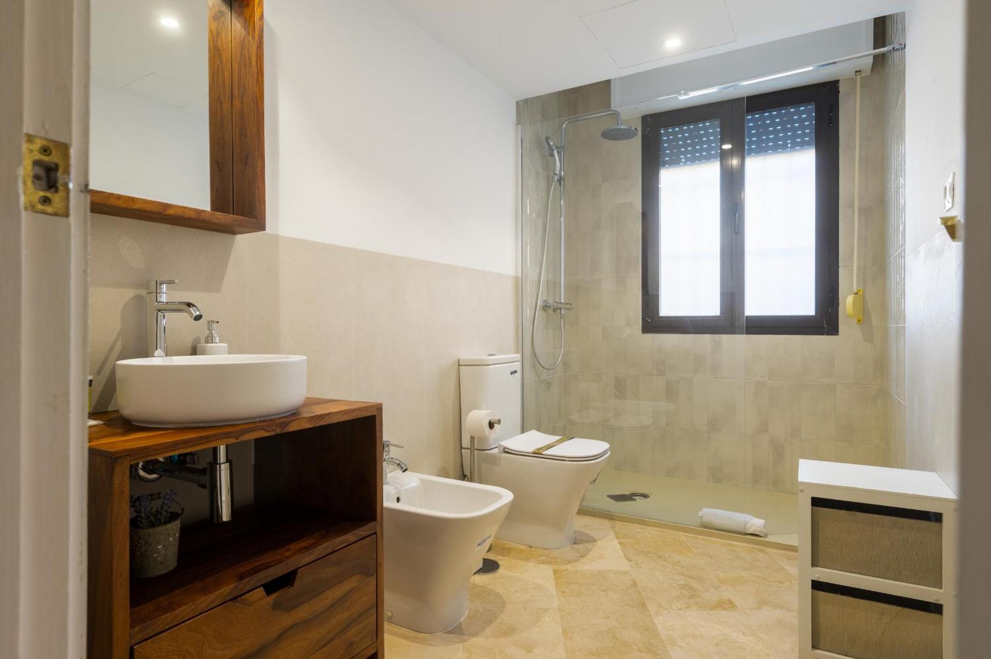 Wide With Terrace & Parking- 3Bd 2Bth- Alfalfa Seville Exterior photo